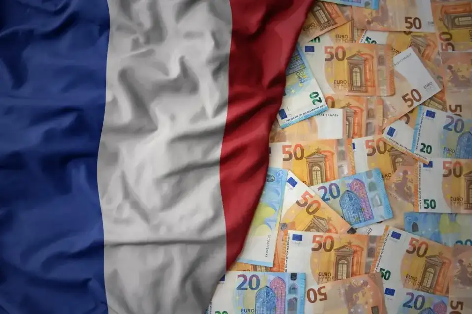 Budget 2026 : l’État français sous pression pour réduire un déficit record